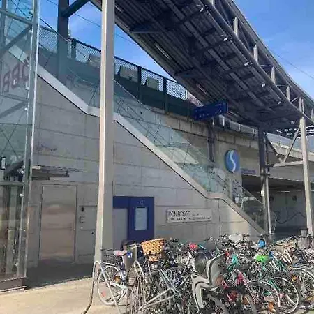 Naehe Der Innenstadt Mit Parkplatz * Graz